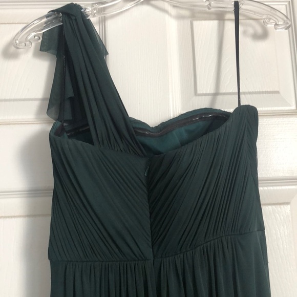 Gown - Picture 2 of 4